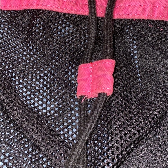 Pink Victoria secrets pull string bag - Picture 5 of 5